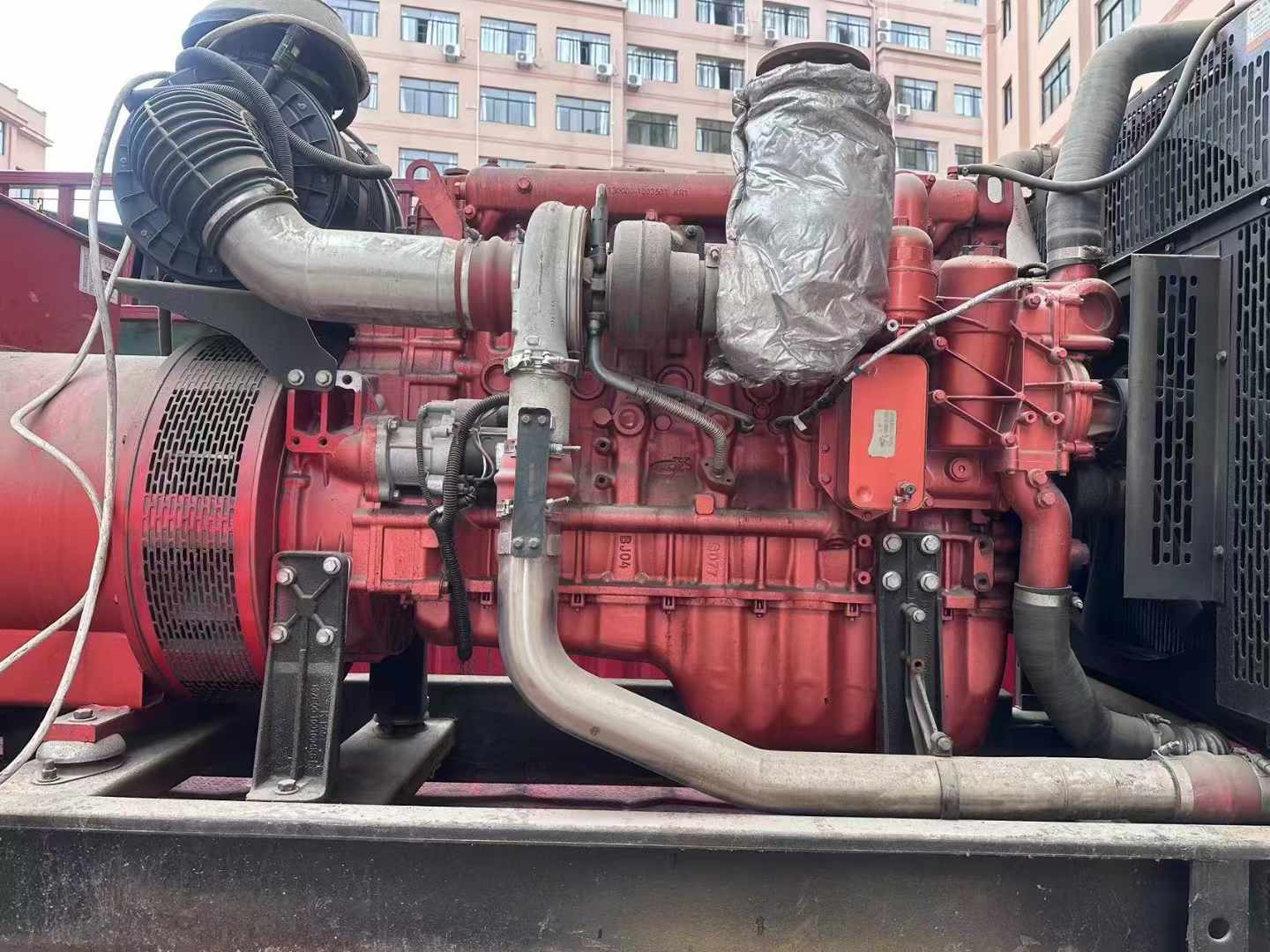南山如何选择适合 600kW 柴油发电机组的过载保护器？