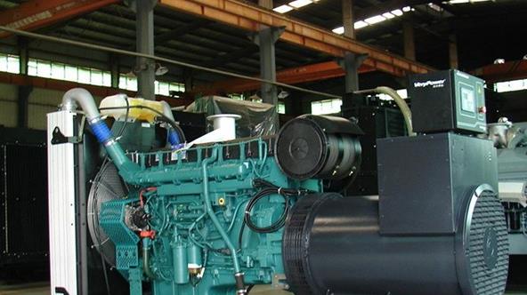 南山如何判断柴油发电机组的机油是否需要更换？