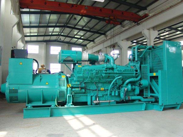 南山影响800KW发电机组油耗的因素有哪些？